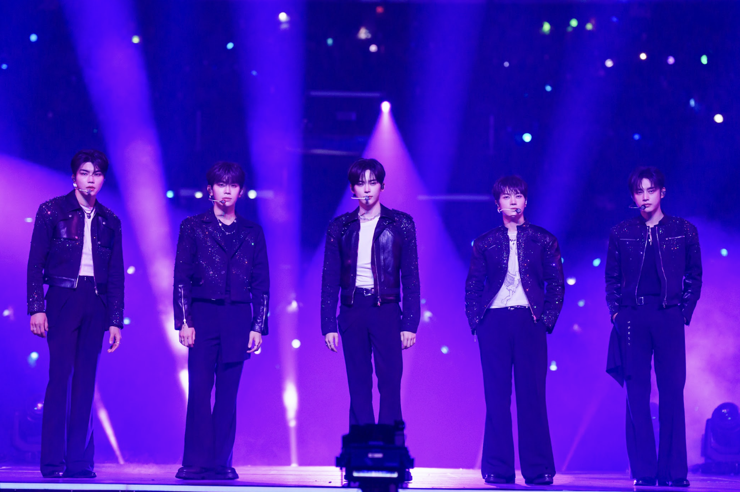 ZEROBASEONE CGV KCON ゴヌク ZEROBASEONE Gets the Headlining Set They Deserve at KCON LA — Bias